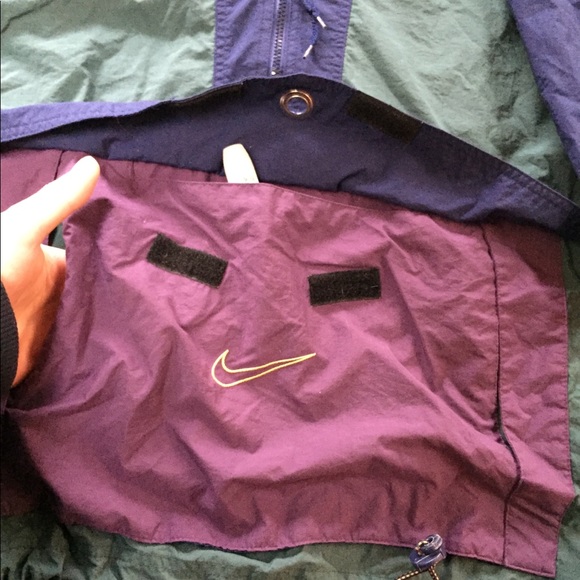 VTG Nike windbreaker/raincoat - Picture 5 of 7